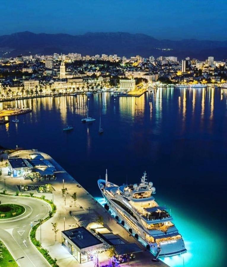 Apartman Luna Split Modern Sea View Apartment מראה חיצוני תמונה